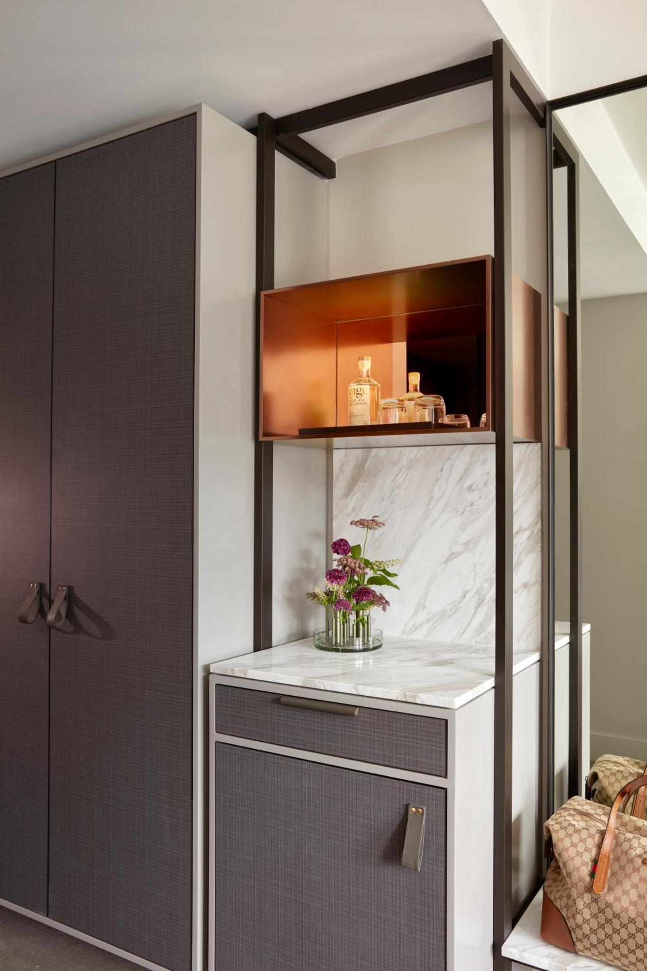 Hilton Melbourne Little Queen Street מראה חיצוני תמונה A marble vanity